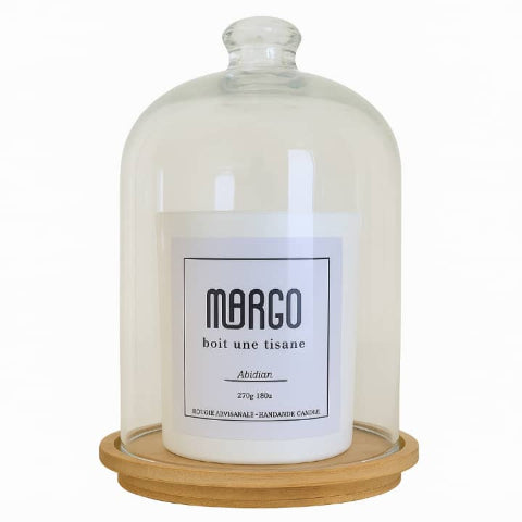 La Bougie Boit une Tisane - Margo